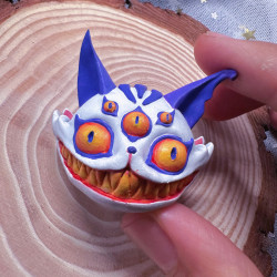 IMÁN GATO CHESHIRE/PELUCHE