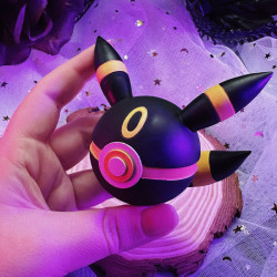 POKEBALL UMBREON